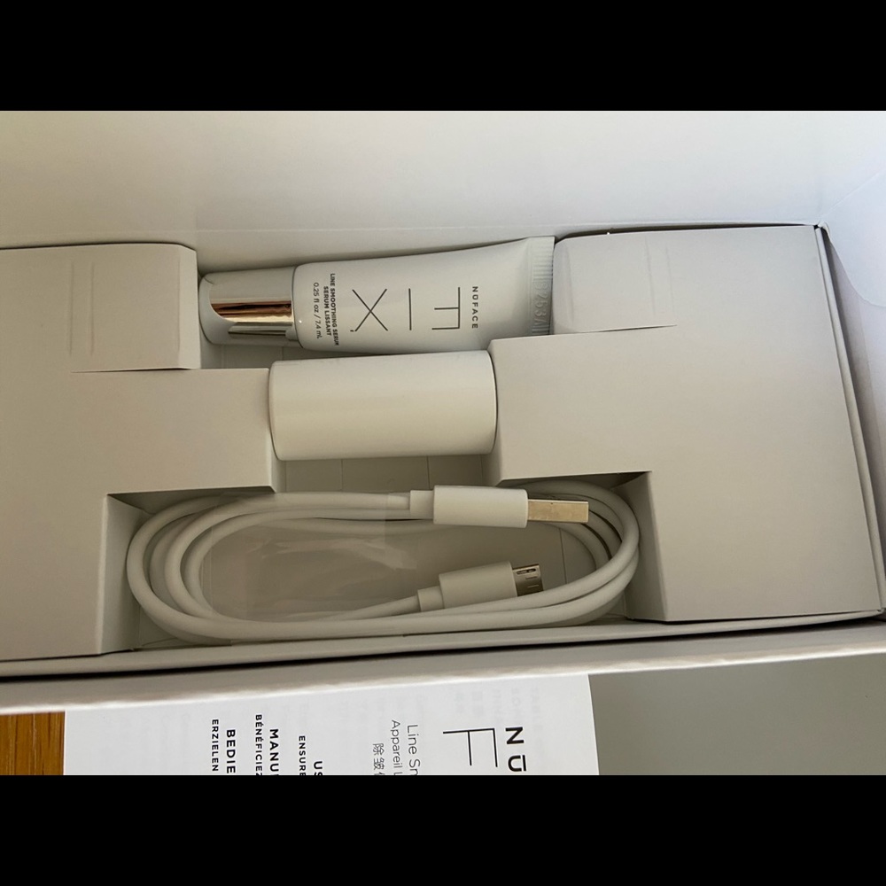 NuFACE FIX Line Smoothing Device - Picture 3 of 6